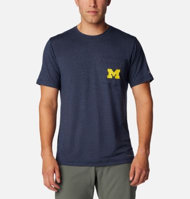 Columbia Men's Collegiate Tech Trail  Short Sleeve Shirt - Michigan-