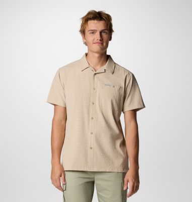 Columbia Men's Utilizer  Short Sleeve Camp Shirt-