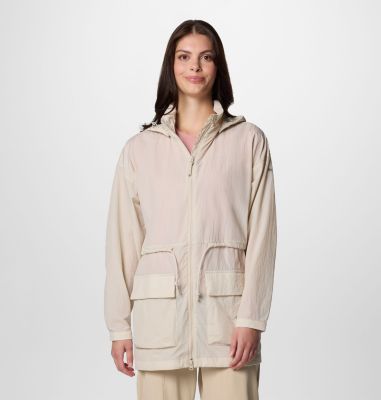Columbia Women's Paracutie Mid Cargo Windbreaker-