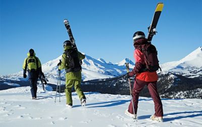 What to Wear on Your First Snowshoeing Trip