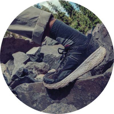 omni walking shoes
