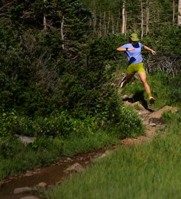 Women's Outdoor Clothing | Mountain Hardwear