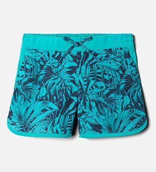 Man in dark blue shorts.