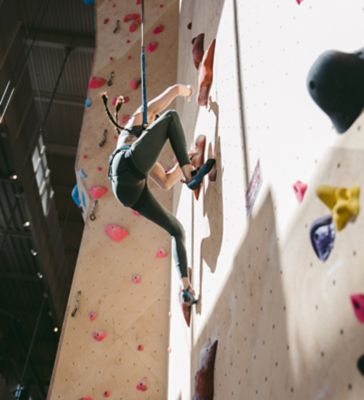 A Guide to Sport Climbing Scoring & Strategy | Mountain Hardwear