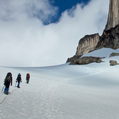 Mountain hardwear glacier guide top