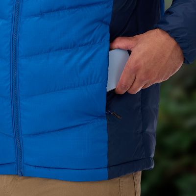 Model putting phone in the zippered hand pocket