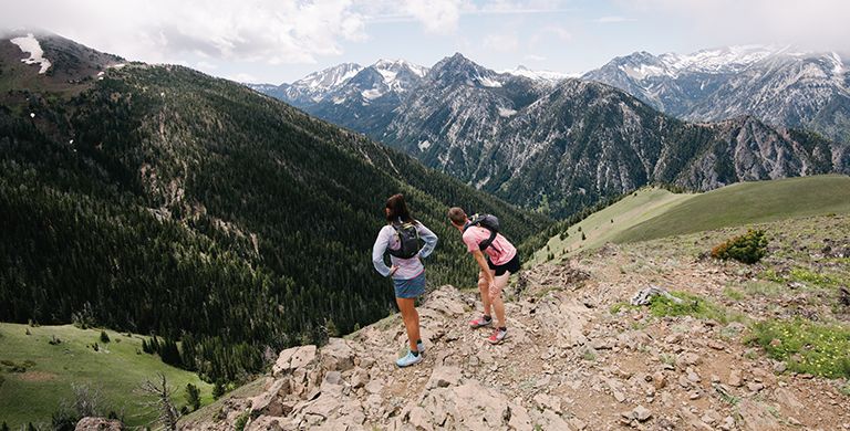 The hiking instructor advises огэ