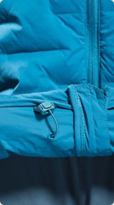 detail shots of the Women’s Stretchdown™ Hoody
