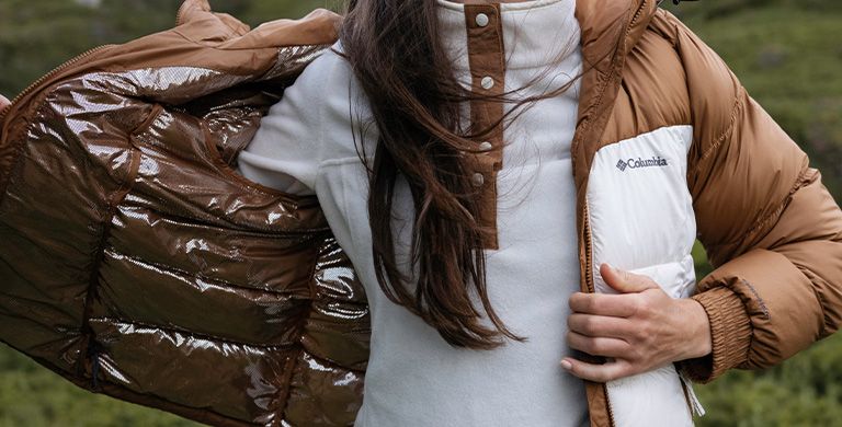 Layering allows you to fine-tune your heat management, depending on the activity. From baselayers to outer shells, here’s a quick guide to layering for every outdoor activity.