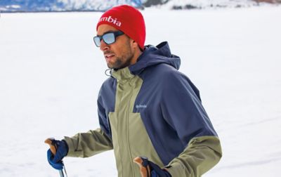 What to Wear When Cross Country Skiing — Cross Country Skiing