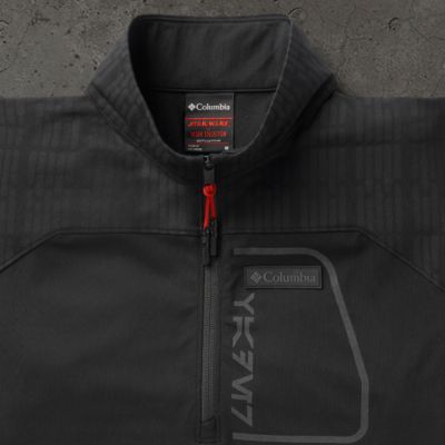 Lightsaber™ zipper pull and Aurebesh message on chest
