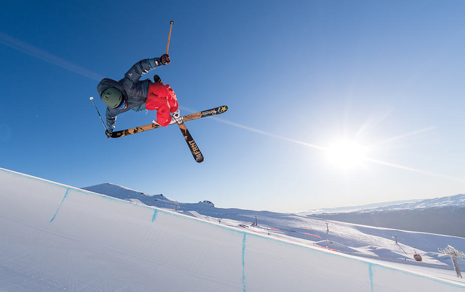 Alex Ferreira performing skiing aerial rotations.