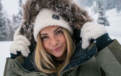 Achieve the Ultimate Après-Ski Outfit in Just Four Steps