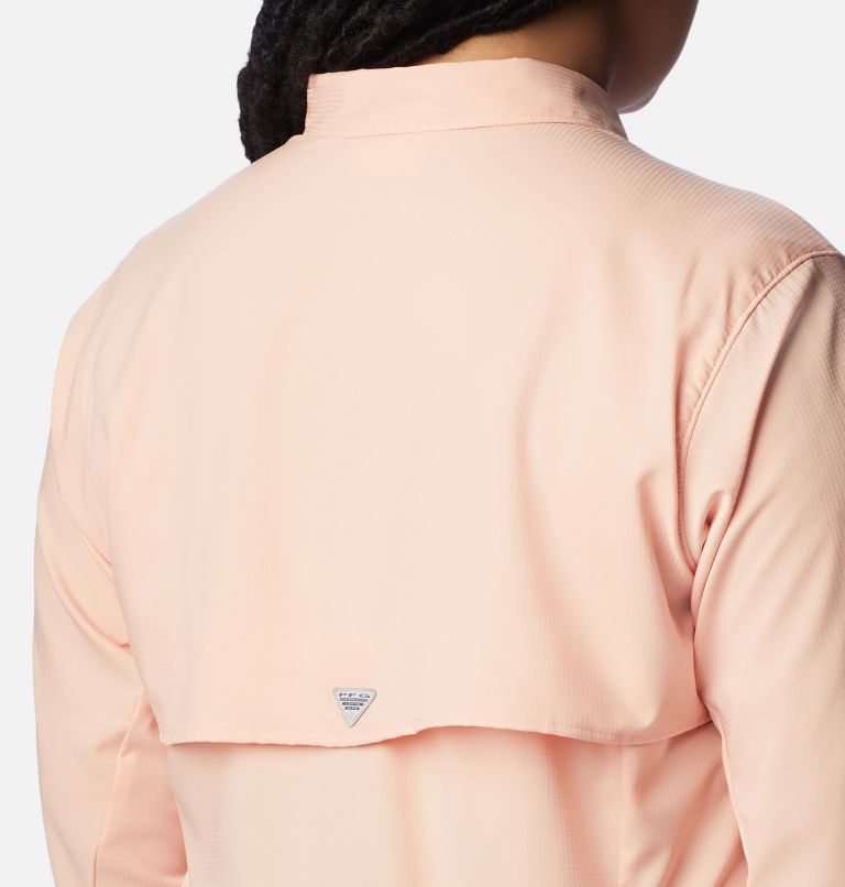 Thumbnail: Women’s PFG Tamiami II Long Sleeve Shirt - Plus Size, Color: Light Coral, image 4