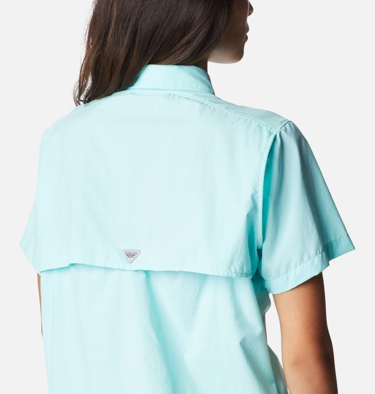 Thumbnail: Women’s PFG Bahama Short Sleeve Shirt, Color: Gulf Stream, image 5