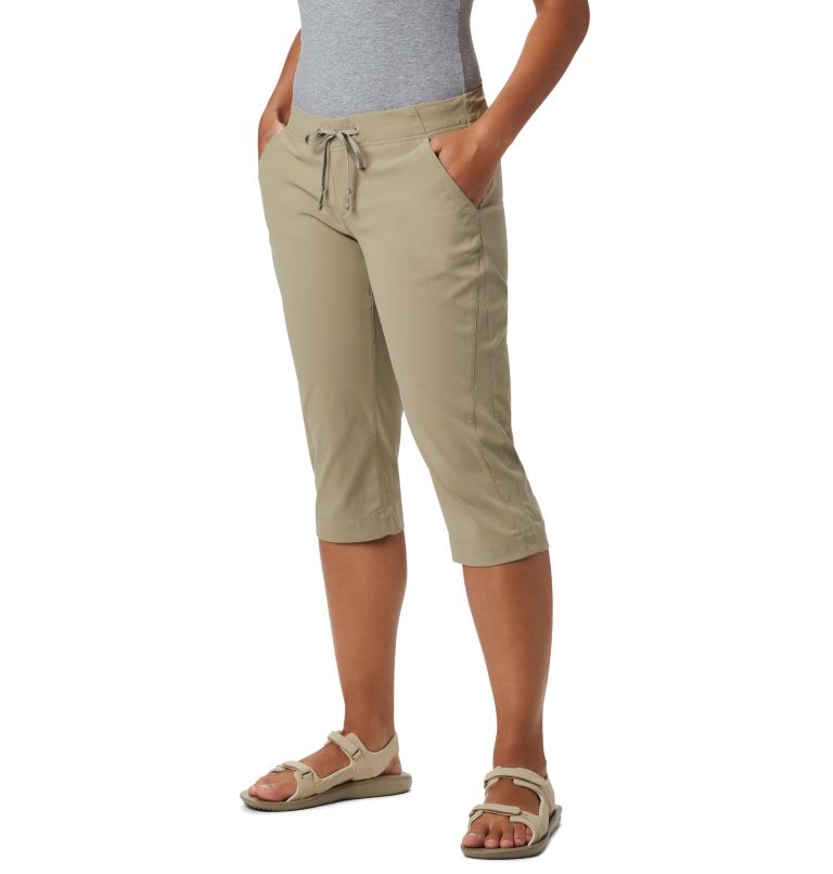 HUE Women's Khaki Capri Leggings