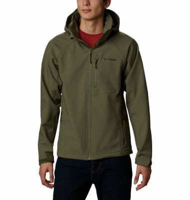 Explore Nature in a Mens Softshell Jacket