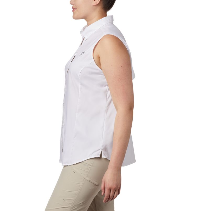 Thumbnail: Women's PFG Tamiami Sleeveless Shirt - Plus Size, Color: White, image 3