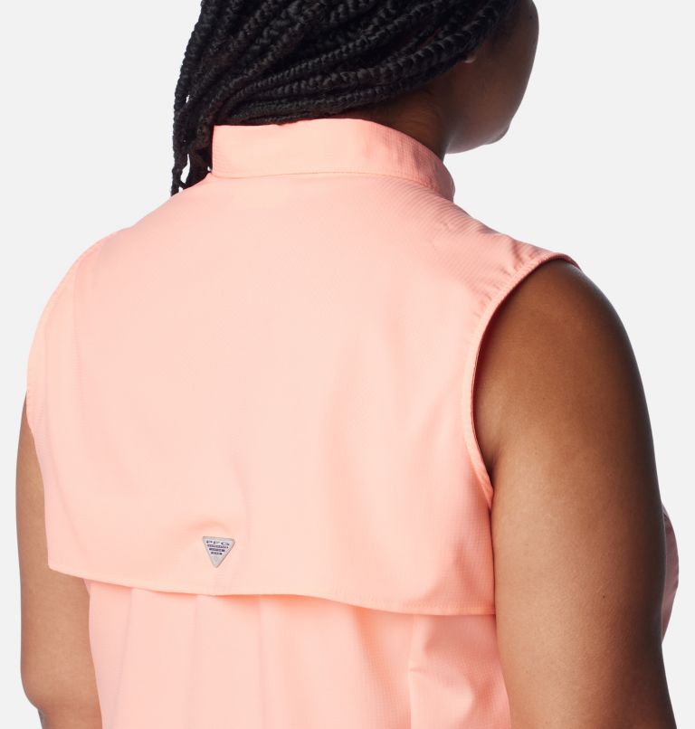 Thumbnail: Women's PFG Tamiami Sleeveless Shirt - Plus Size, Color: Tiki Pink, image 5