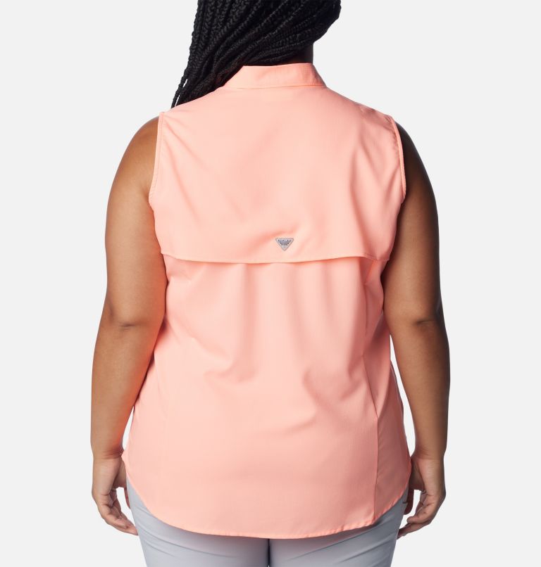 Thumbnail: Women's PFG Tamiami Sleeveless Shirt - Plus Size, Color: Tiki Pink, image 2
