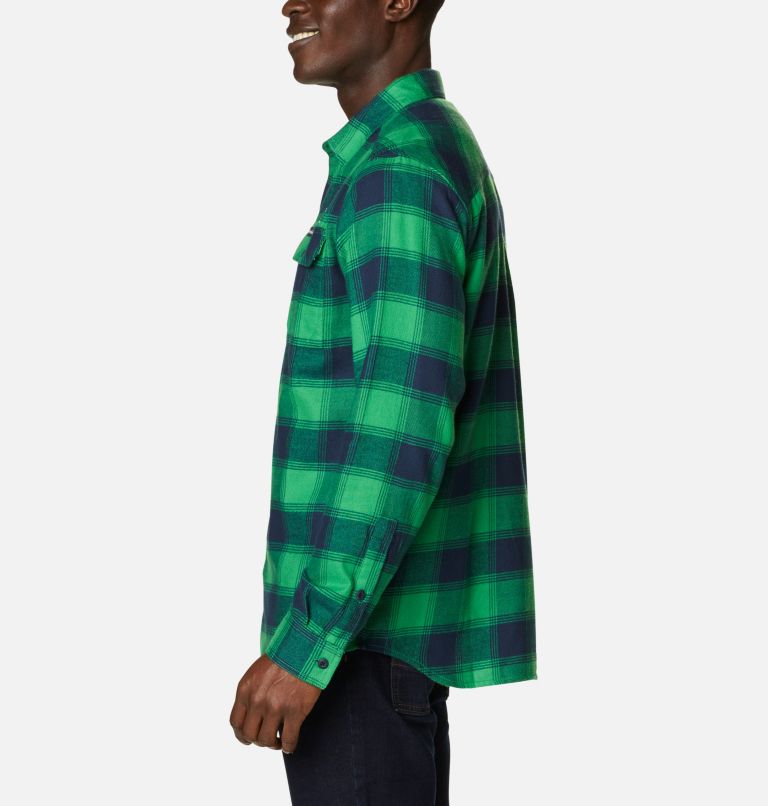 Thumbnail: Men's Collegiate Flare Gun Flannel Long Sleeve Shirt - Notre Dame, Color: ND - Fuse Green Plaid, image 3