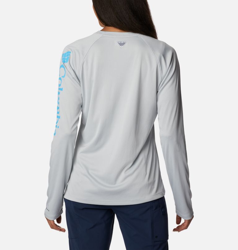 Thumbnail: Women’s PFG Tidal Tee II Long Sleeve Shirt, Color: Cool Grey, Riptide Logo, image 2