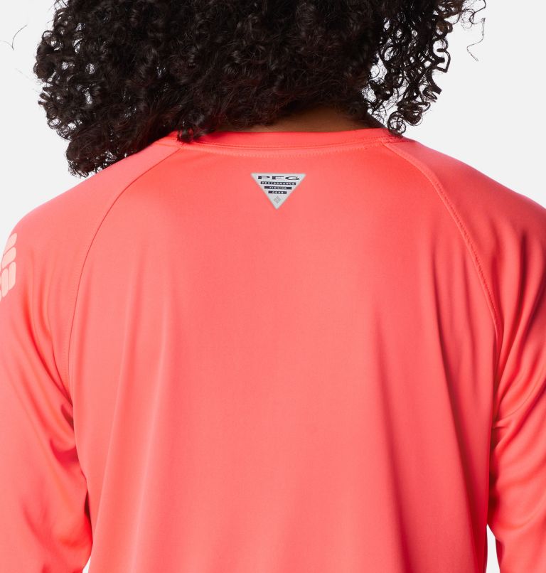 Thumbnail: Women’s PFG Tidal Tee II Long Sleeve Shirt, Color: Neon Sunrise, Tiki Pink Logo, image 5