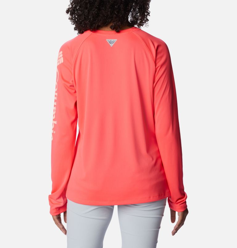 Thumbnail: Women’s PFG Tidal Tee II Long Sleeve Shirt, Color: Neon Sunrise, Tiki Pink Logo, image 2