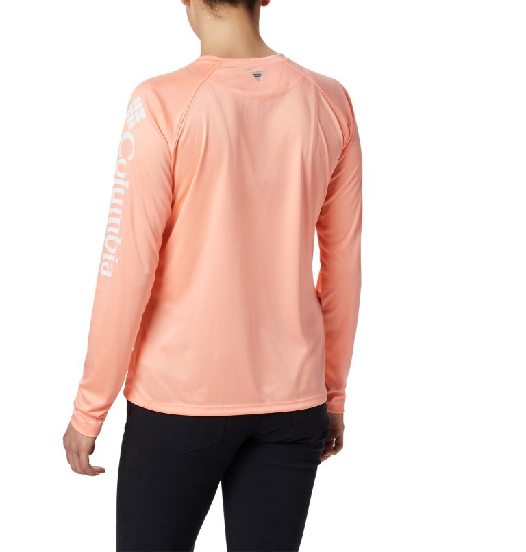 Women’s PFG Tidal Tee II Long Sleeve Shirt, Color: Tiki Pink, White Logo, image 2