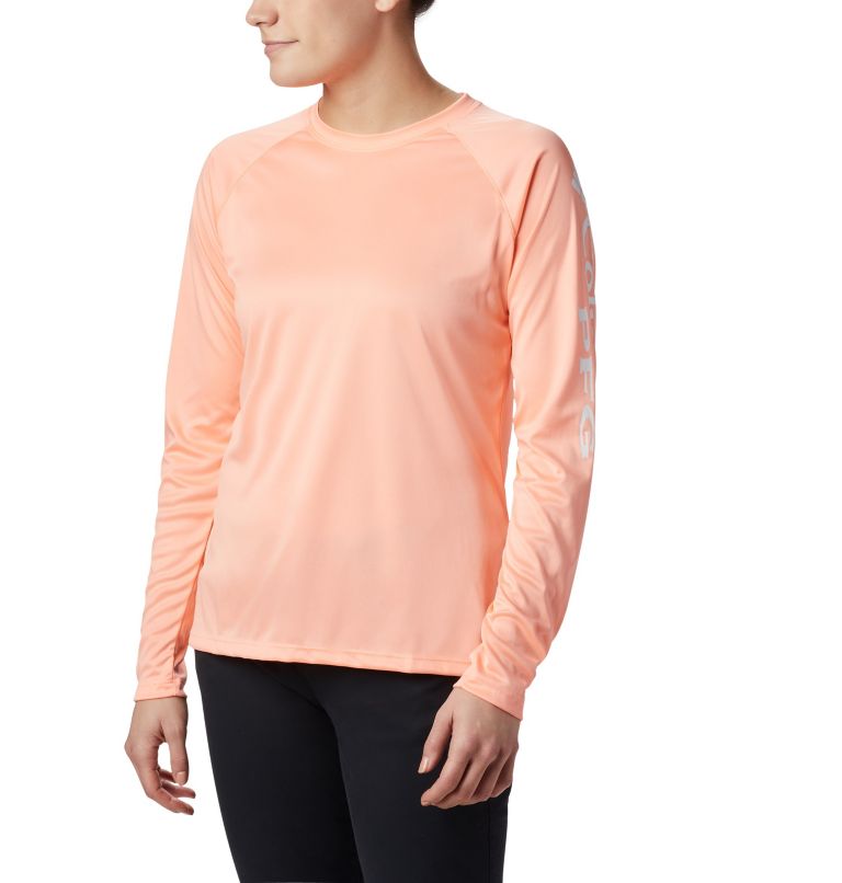 Thumbnail: Women’s PFG Tidal Tee II Long Sleeve Shirt, Color: Tiki Pink, White Logo, image 1