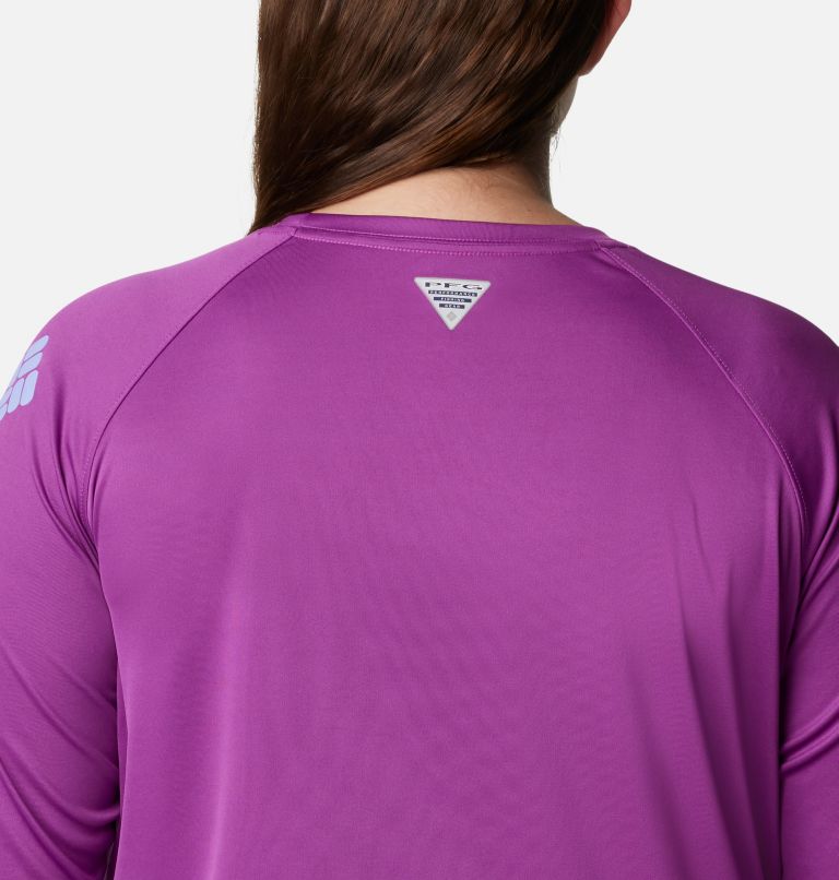 Women’s PFG Tidal Tee II Long Sleeve - Plus Size, Color: Berry Jam, Fairytale Logo, image 5