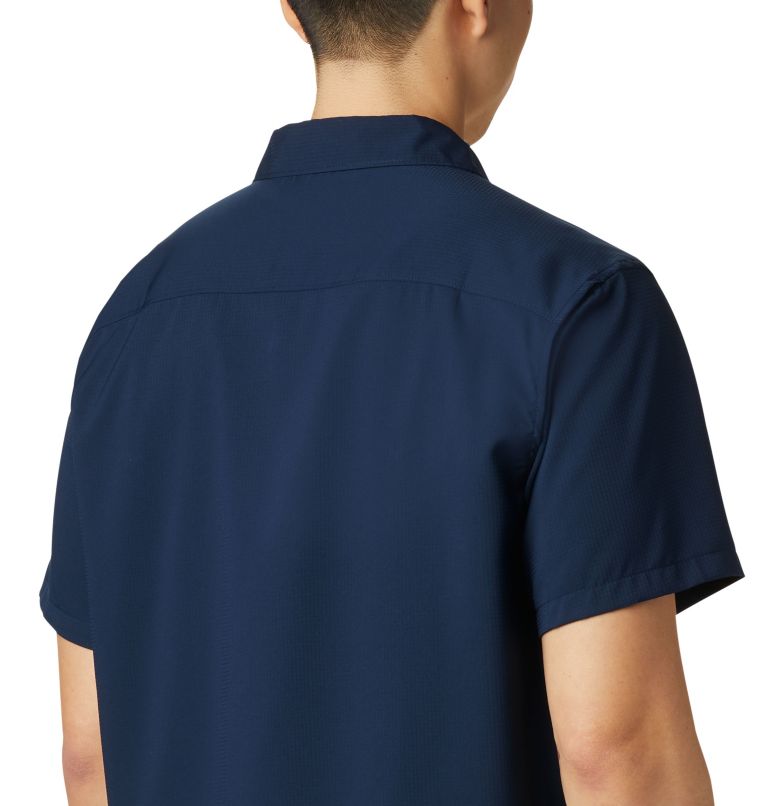 Thumbnail: Men's Utilizer II Solid Short Sleeve Shirt – Tall, Color: Collegiate Navy, image 5