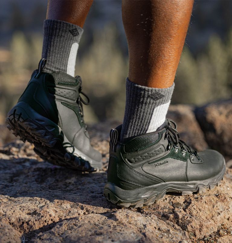 Men’s Newton Ridge Plus II Waterproof Hiking Boot, Color: Black, Black, image 11