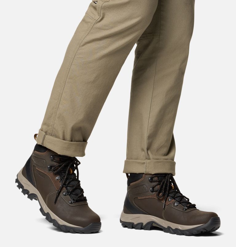 Columbia hiking boots mens best sale