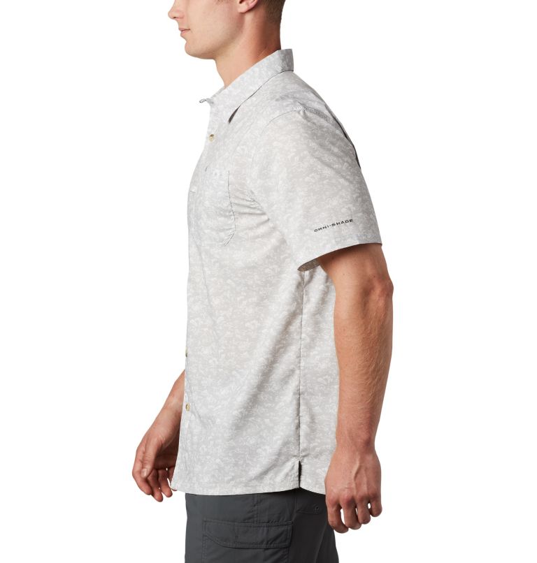 Men’s PFG Super Slack Tide Camp Shirt, Color: Cool Grey Gamefish Print, image 3