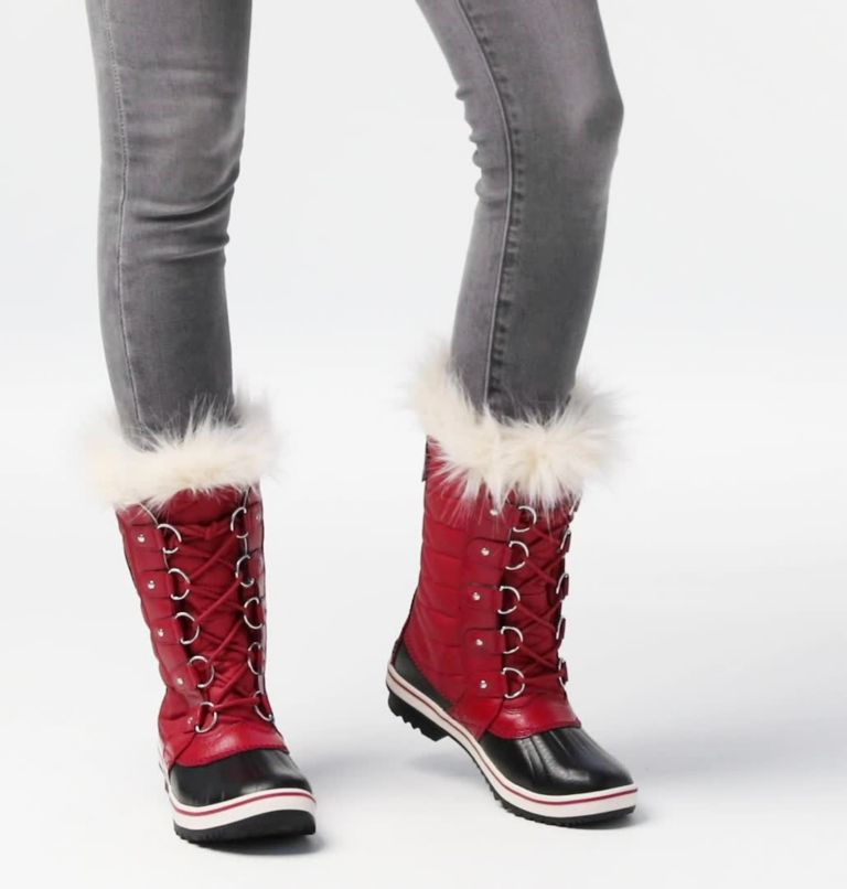 TOFINO II | 326 | 9.5, Color: Red Dahlia
