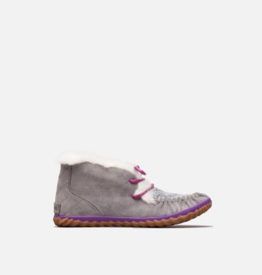 sorel out n about moccasins
