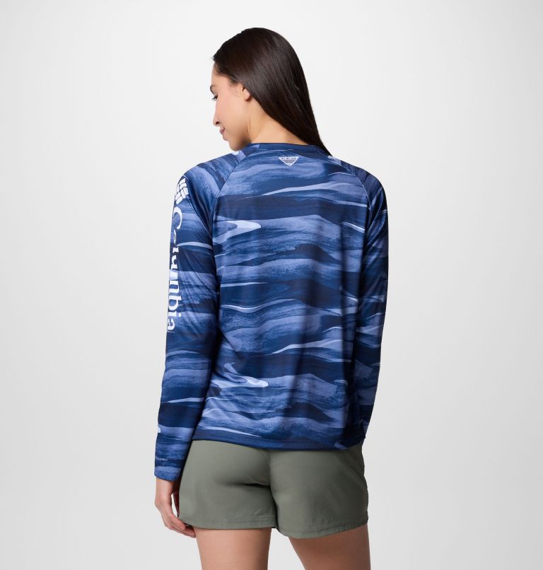 Women's PFG Super Tidal Tee Long Sleeve Shirt, Color: Collegiate Navy Obsidian, image 2