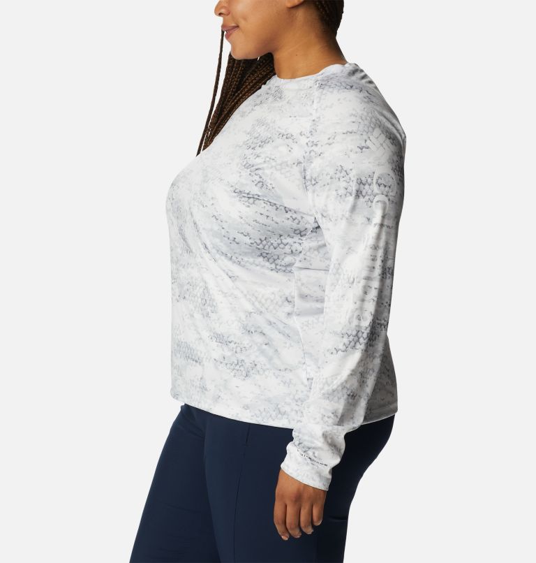 Women’s PFG Super Tidal Tee II Long Sleeve Shirt - Plus Size, Color: Cool Grey PFG Camo Print, image 3