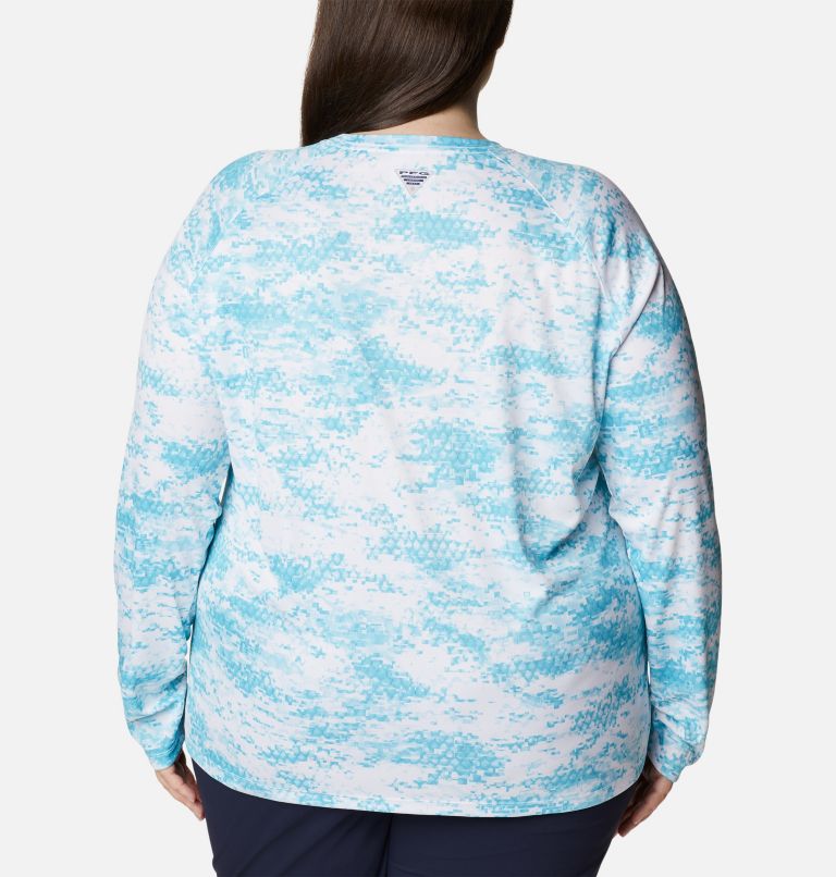 Women’s PFG Super Tidal Tee II Long Sleeve Shirt - Plus Size, Color: Atoll PFG Camo Print, image 2