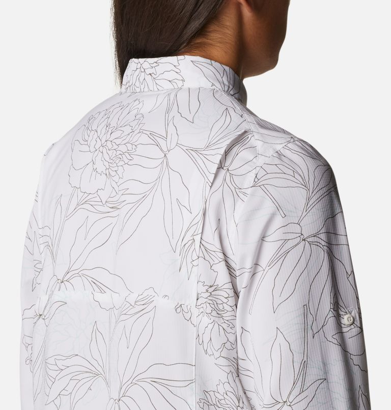 Thumbnail: Women’s Silver Ridge Lite Plaid Long Sleeve Shirt, Color: White Leafy Lines, image 5