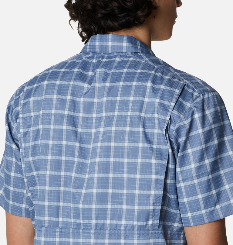Thumbnail: Men's Silver Ridge Lite Plaid Short Sleeve Shirt, Color: Bluestone Small Grid, image 5