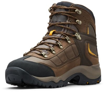 columbia titanium hiking boots