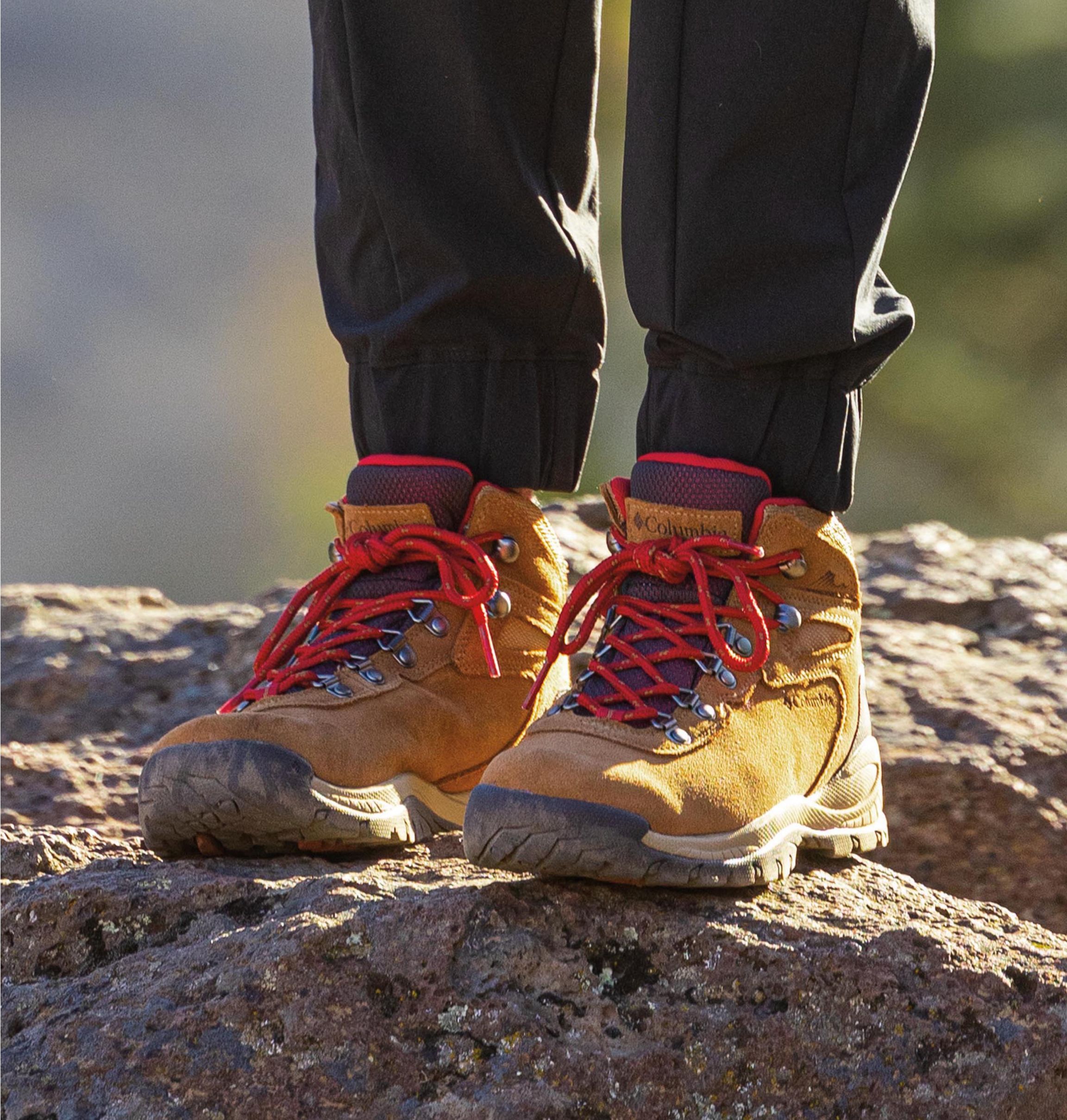 Columbia newton ridge plus store waterproof amped women's hiking boots