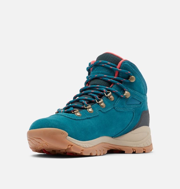 columbia women's newton ridge plus waterproof amped boot hiking