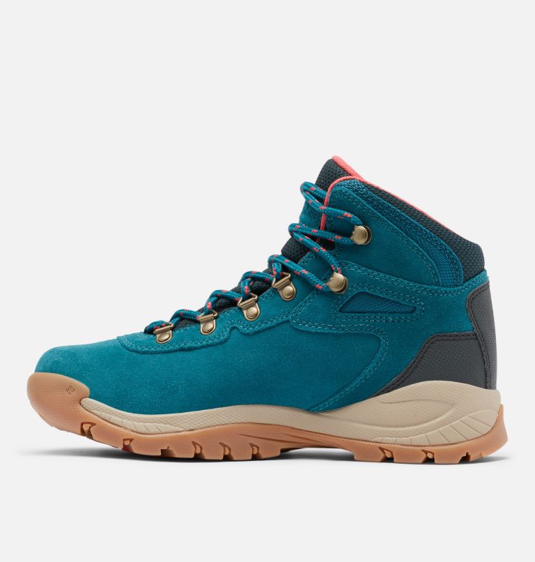 columbia women's newton ridge plus waterproof amped boot hiking