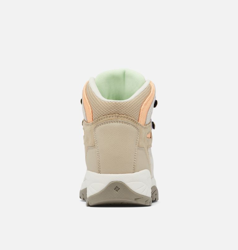 Bottes de randonnée imperméables Newton Ridge Plus Amped pour femme - Large, Color: Light Sand, Peach, image 8