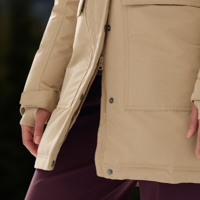 Model moving with easy thanks to the 2-way zipper.