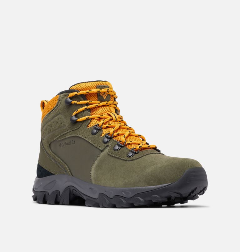 Thumbnail: Men's Newton Ridge Plus II Suede Waterproof Hiking Boot - Wide, Color: Peatmoss, Raw Honey, image 2