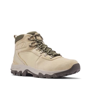 columbia men's newton ridge plus ii suede waterproof hiking boots